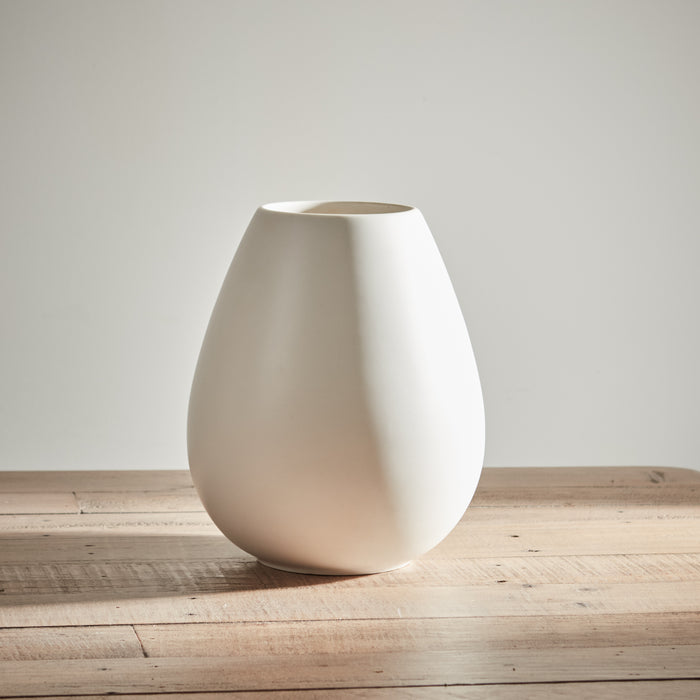 White Teardrop Vase